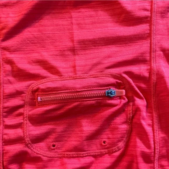Athleta Red Running Short Sleeve Shirt 1/4 Zip Back Zipper Pocket Size S… - Picture 4 of 5